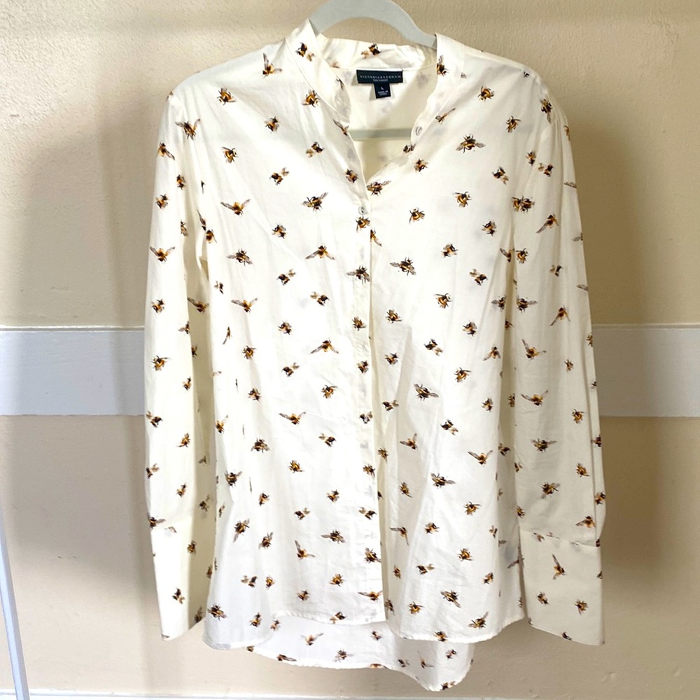 Victoria Beckham for Target, Large, White w/ bee print button down shirt